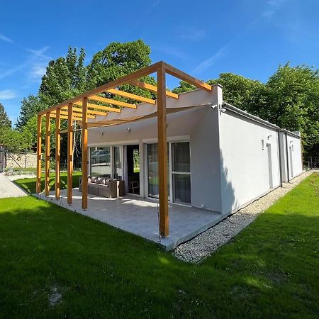 Aranygesztenye Apartmanhaz قرية بالاتونودفاري المظهر الخارجي الصورة